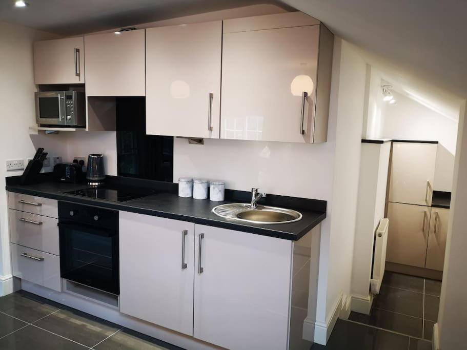 Apartamento Welcoming Luxury In A Grade II Listed Building Chester Exterior foto