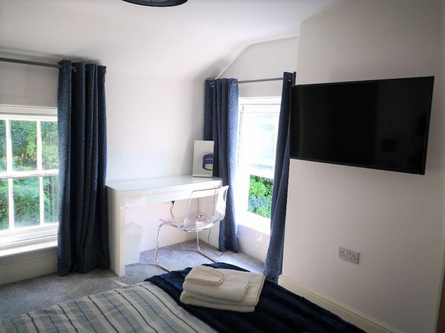 Apartamento Welcoming Luxury In A Grade II Listed Building Chester Exterior foto
